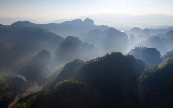 山外山，是什么模樣？